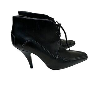 Tod’s Black Leather Ankle booties Witchy Core